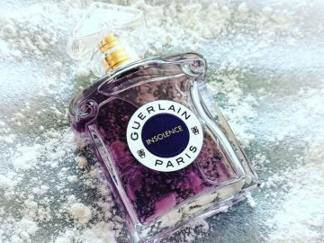 15 Best Powdery Fragrances: Sensual, Comforting & Welcoming