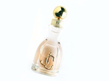 Jimmy Choo I Want Choo Perfume Reviewed: Soft, Sparkling & Feminine
