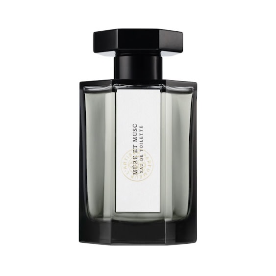 19 Best L’Artisan Parfumeur Fragrances For Men: Timeless & Iconic