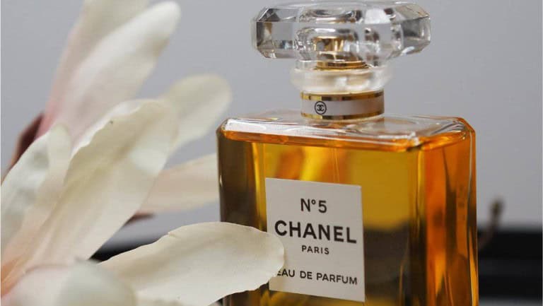 Soft Floral Perfume Chanel No.5.