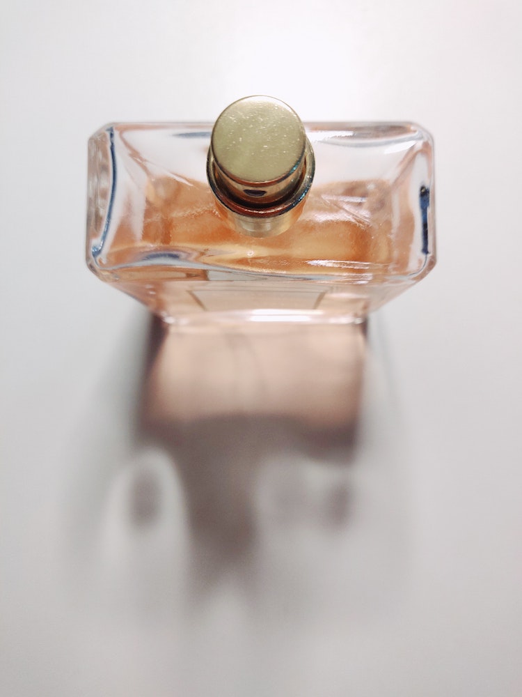 Simple Colognes: Effortless and Uncomplicated perfume bottle