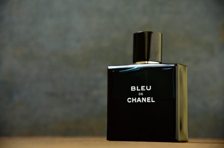 Best Sandalwood Fragrances: From Budget to Deluxe